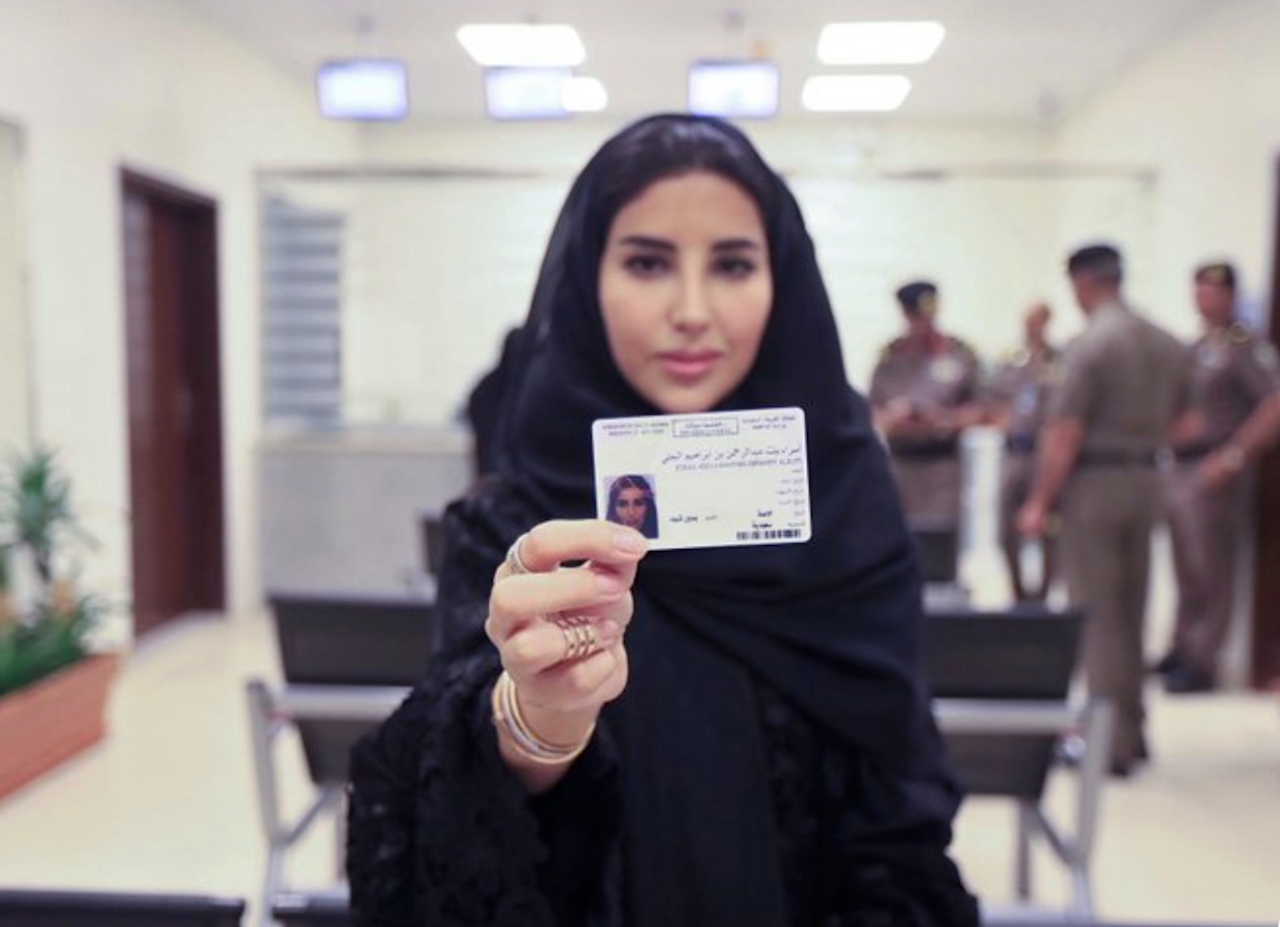 全球唯一解禁！ 沙烏地阿拉伯發出首張女性駕照