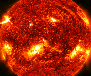 太陽活動正在超出預期的速度進入最大期而且將會出現20年間未曾見過的強度