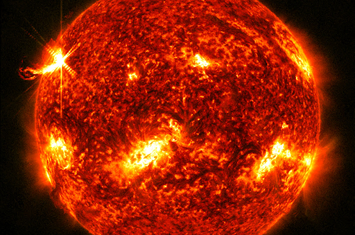 太陽活動正在超出預期的速度進入最大期而且將會出現20年間未曾見過的強度